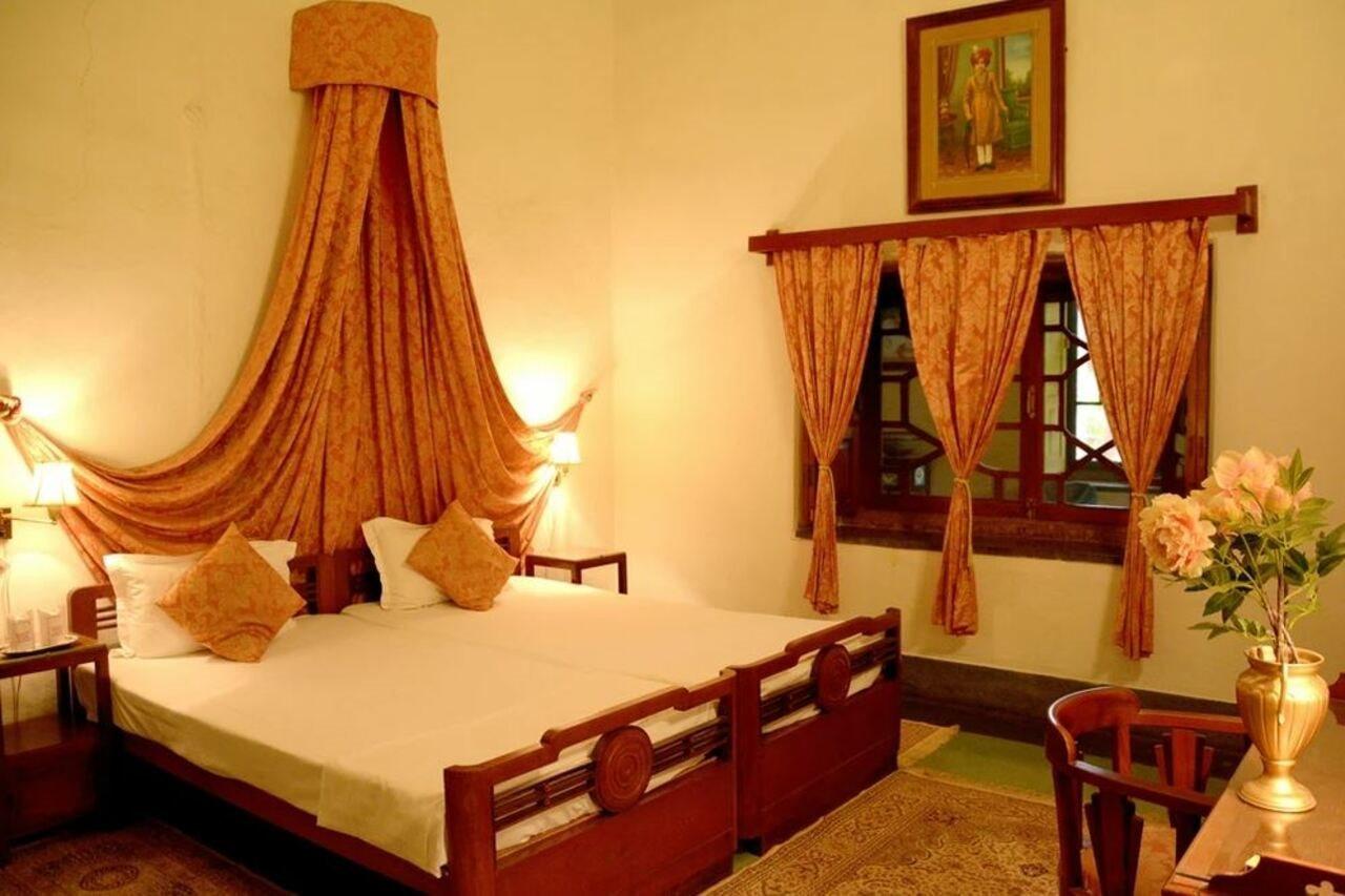 Bhanwar Vilas Palace Karauli Esterno foto