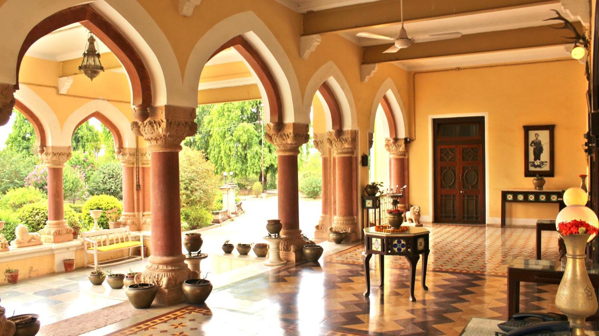 Bhanwar Vilas Palace Karauli Esterno foto